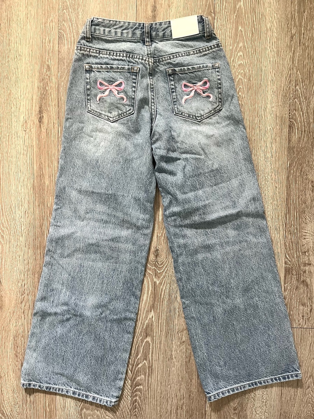 KatieJNYC Big Girls Chicago Bow-Stamped-Pattern Low-Rise Wide-Leg Jeans